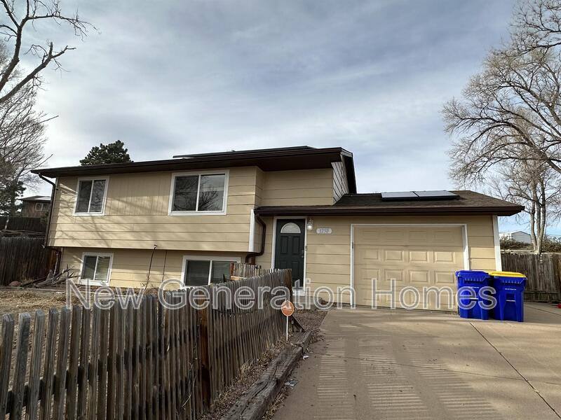 House for rent at 1250 Chiricahua Dr, Colorado Springs, CO 80915