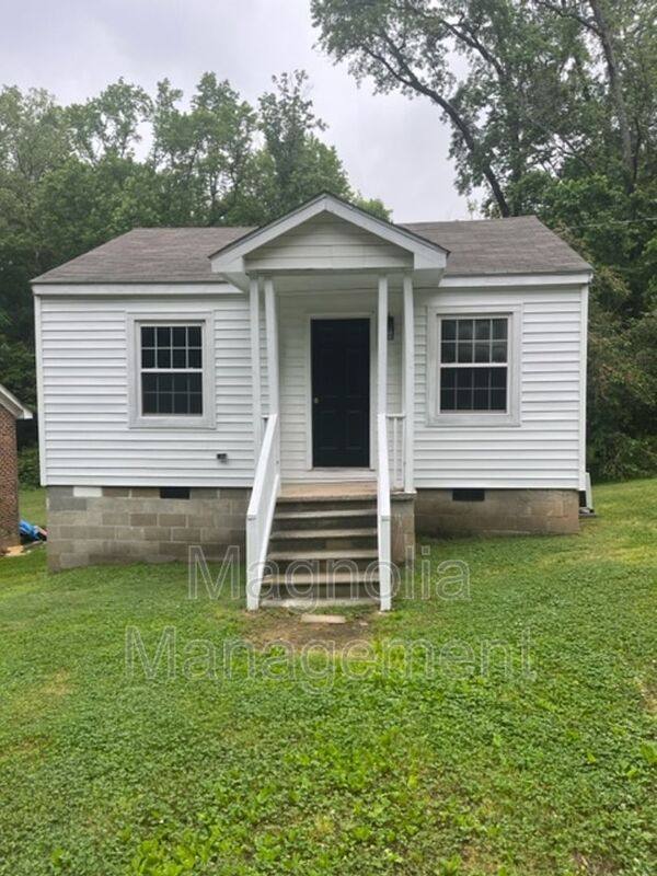 House for rent at 490 Merriman St, Henderson, NC 27536