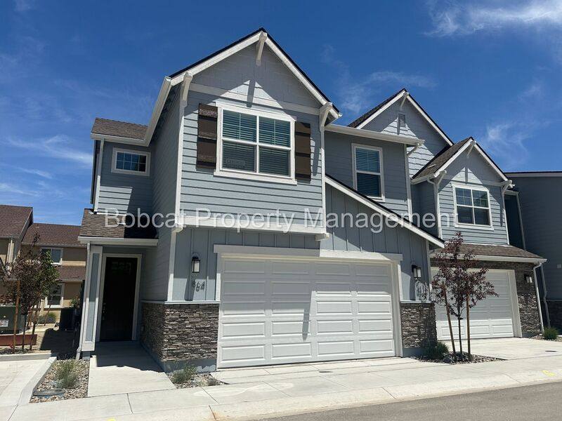 Townhouse for rent at 864 Furlong Dr, Minden, NV 89423
