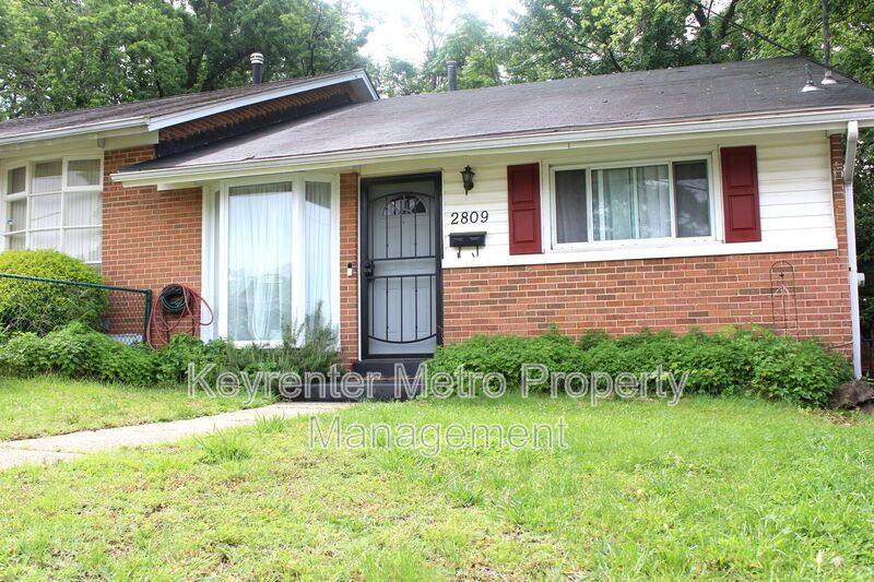 House for rent at 2809 Bellbrook St, Temple Hills, MD 20748