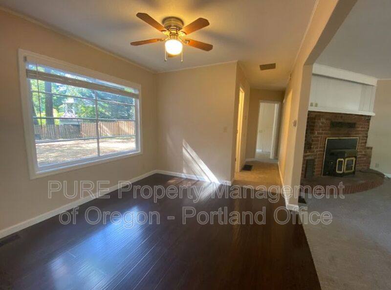 House for rent at 3550 SW Lake Grove Ave, Lake Oswego, OR 97035