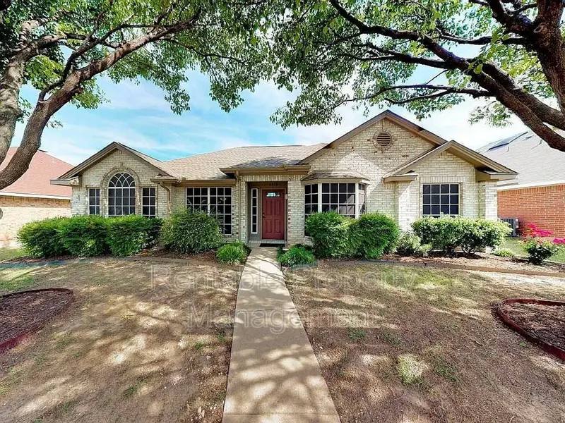 House for rent at 8310 Hidden Spring Dr, Frisco, TX 75034