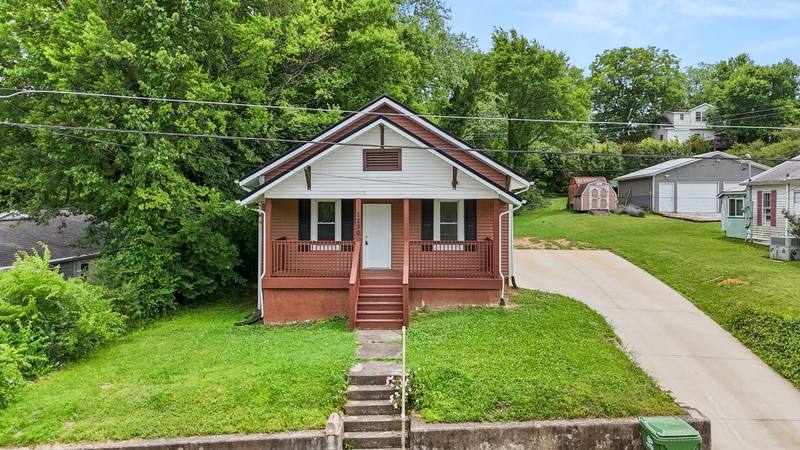 House for rent at 1230 Irwin Ave, Maryville, TN 37804