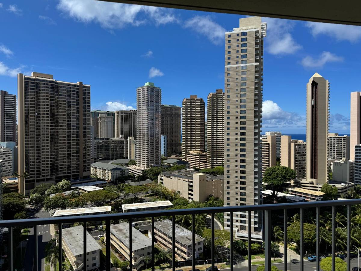 House for rent at 1848 Kahakai Dr, Honolulu, HI 96814