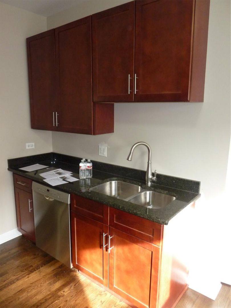 Apartment for rent at 6730 S Merrill Ave, Chicago, IL 60649