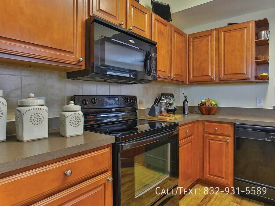 Apartment for rent at 6309 Miller Rd 2 #AAW, Houston, TX 77049