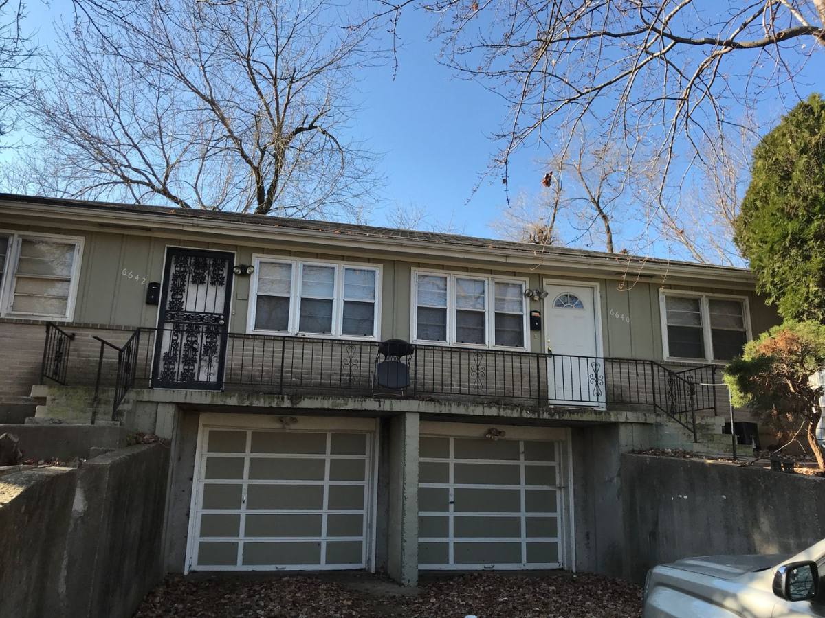 Apartment for rent at 6640-6642 Askew Ave, Kansas City, MO 64132