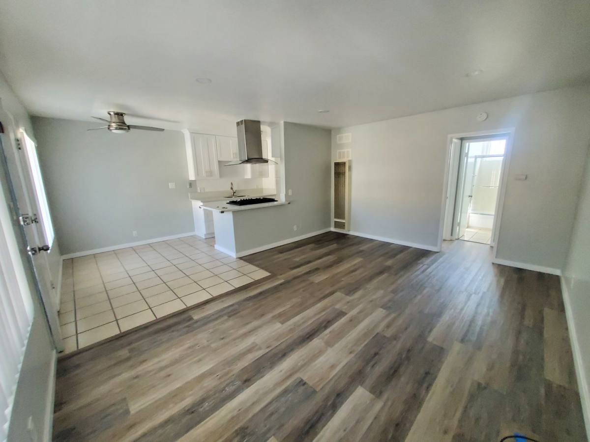 Apartment for rent at 1420 E Wardlow Rd, Long Beach, CA 90807
