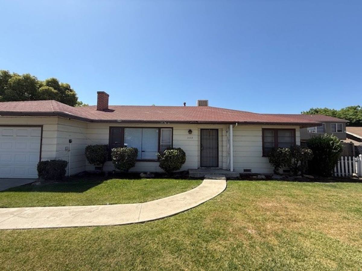 House for rent at 333 E Walnut Ave, Farmersville, CA 93223