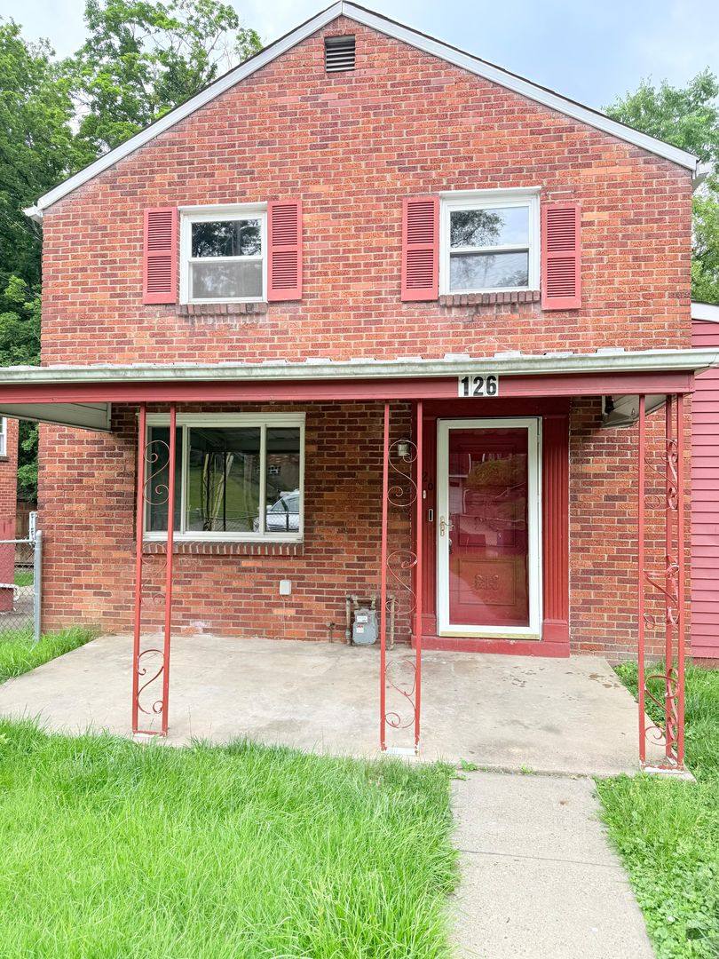 House for rent at 126 Briarwood Dr, Pittsburgh, PA 15235