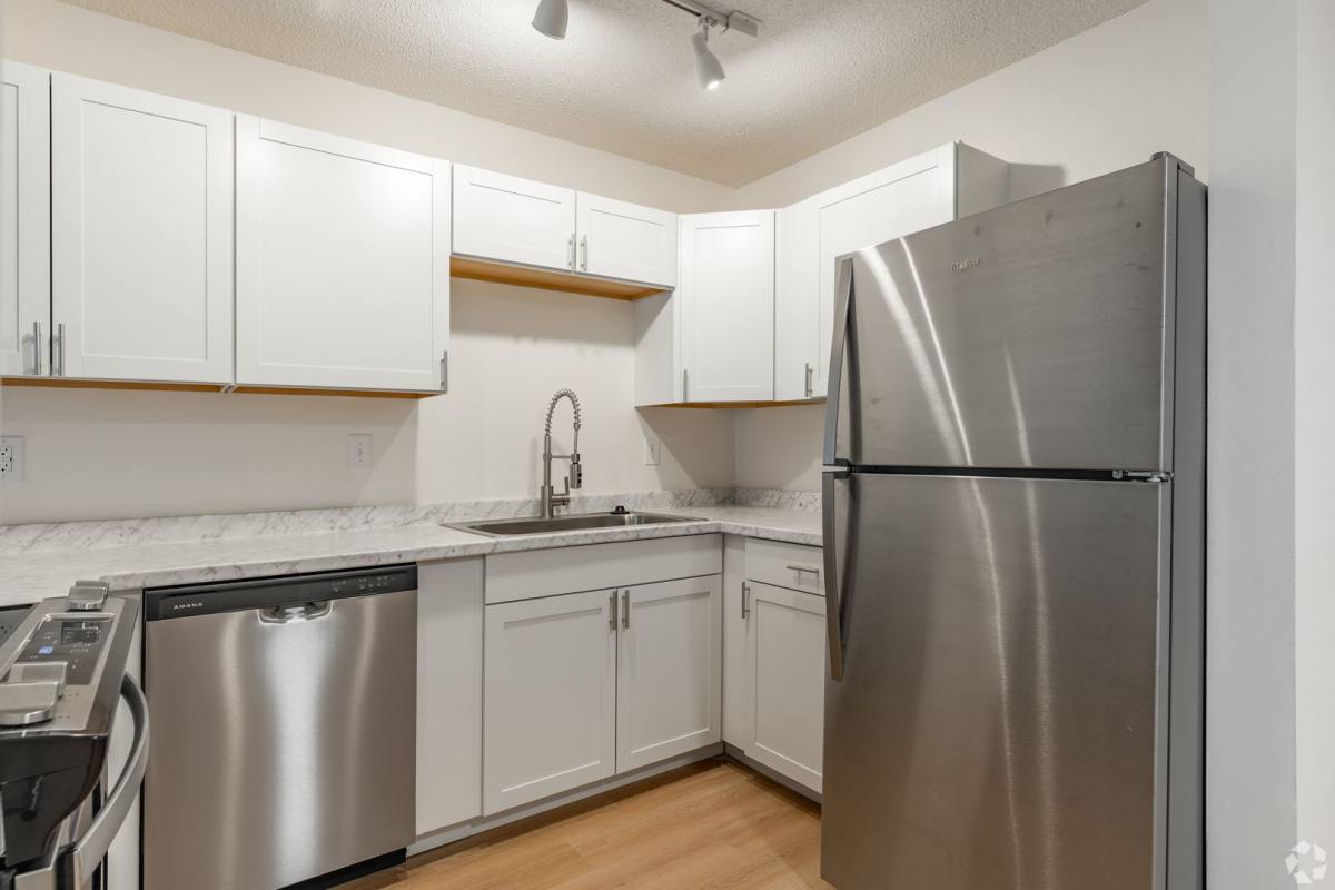 Apartment for rent at 124 Coors Blvd, Pataskala, OH 43062
