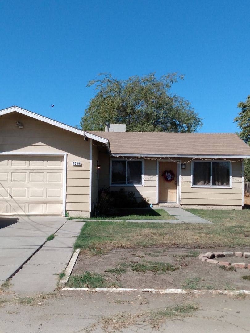 House for rent at 1030 Chester Ave, Corcoran, CA 93212