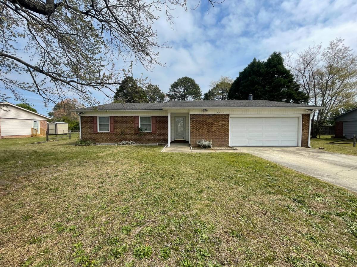 House for rent at 6518 Gristmill Rd, Fayetteville, NC 28314