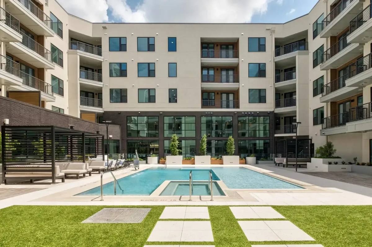 Apartment for rent at 2710 W Anderson Lane #B4-44, Austin, TX 78757