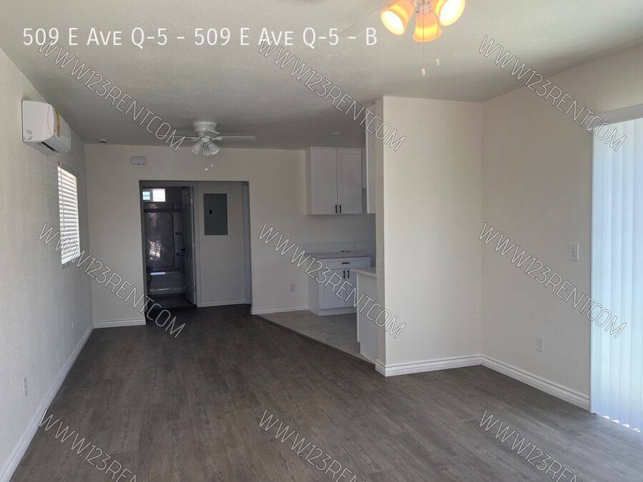 Apartment for rent at 509 E Ave Q-5 #B, Palmdale, CA 93550