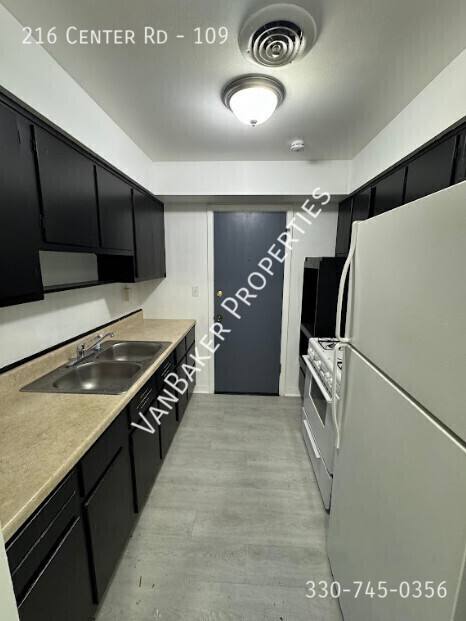 Apartment for rent at 216 Center Rd #109, Bedford, OH 44146