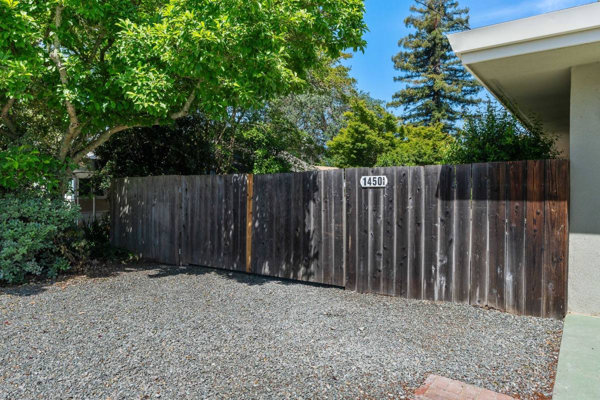 Apartment for rent at 1450 Rosewood Lane, Napa, CA 94558