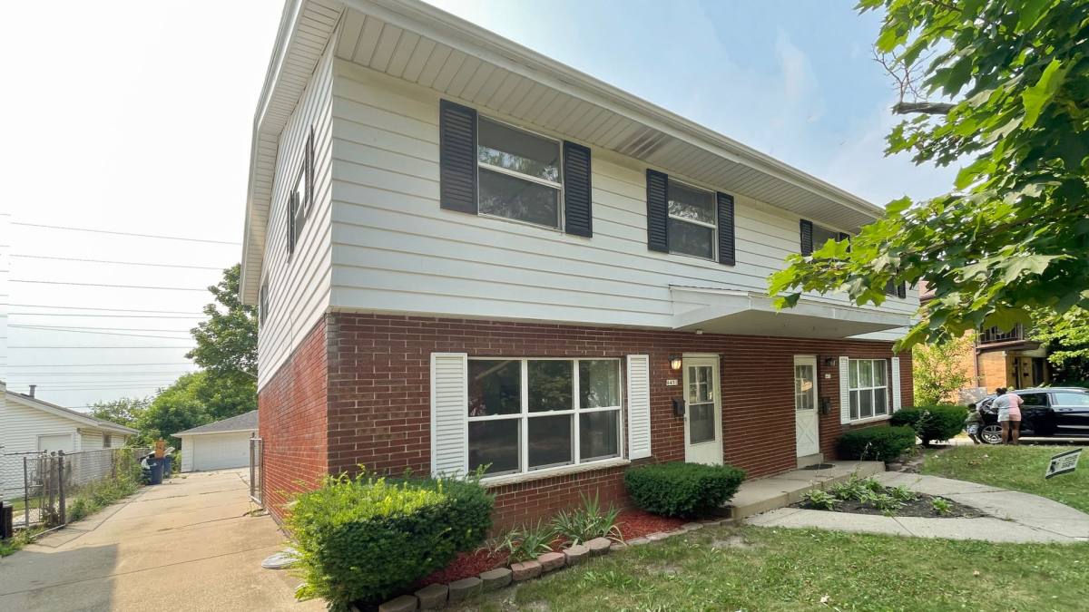 Apartment for rent at 6451-53 N 73rd St, Milwaukee, WI 53223