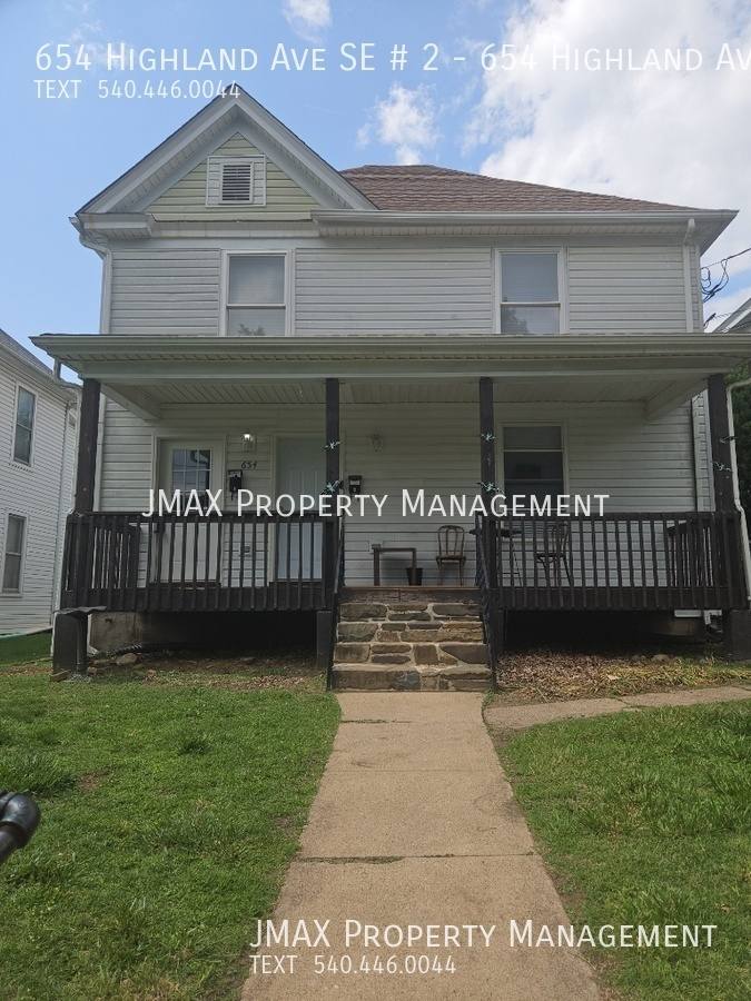 Apartment for rent at 654 Highland Ave SE #2, Roanoke, VA 24013