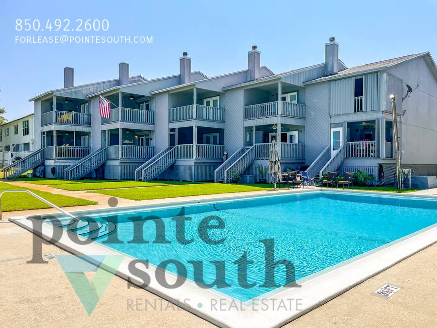 Townhouse for rent at 14180 River Rd #2, Pensacola, FL 32507