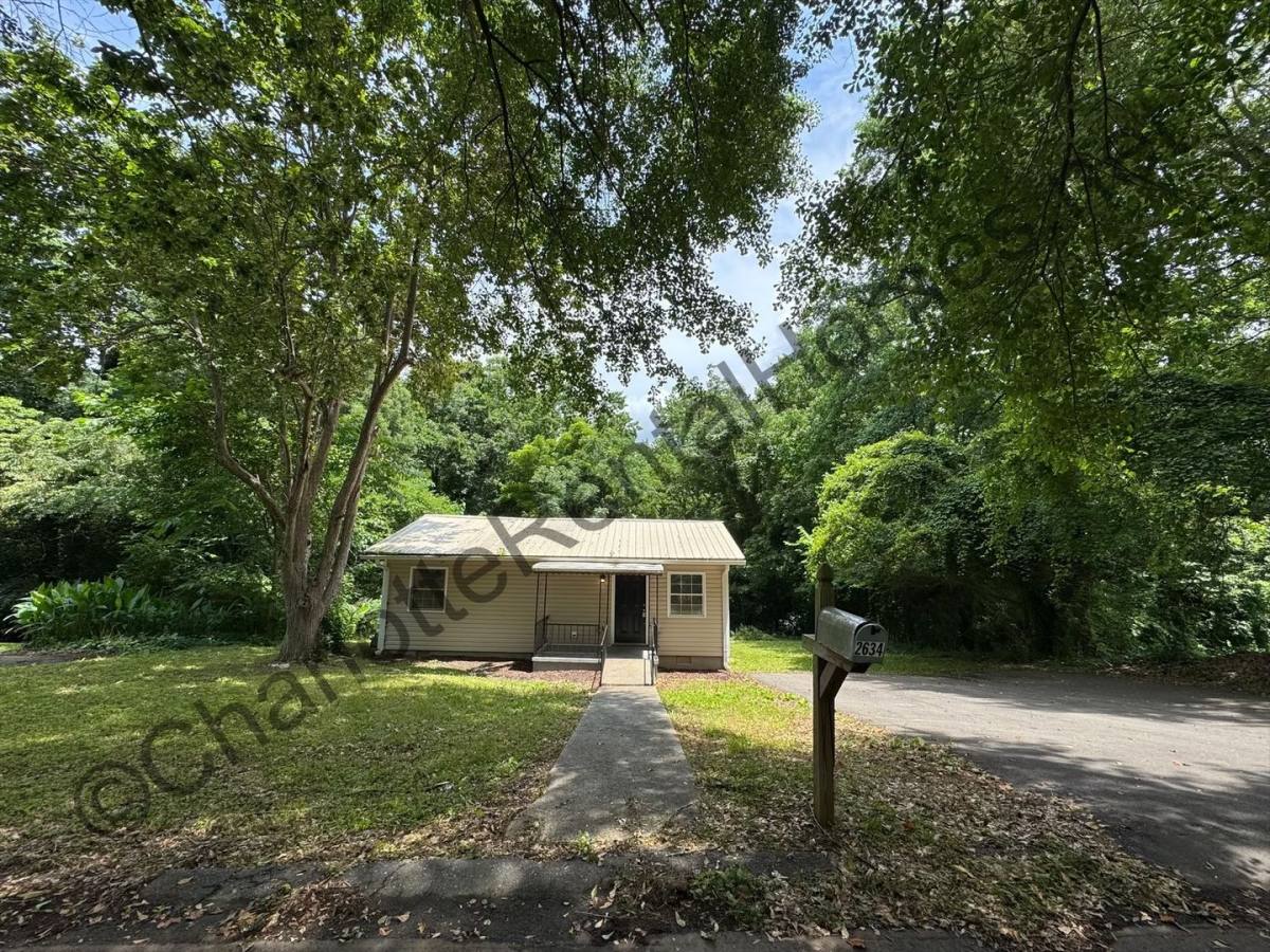 House for rent at 2634 Bradford St, Gastonia, NC 28054