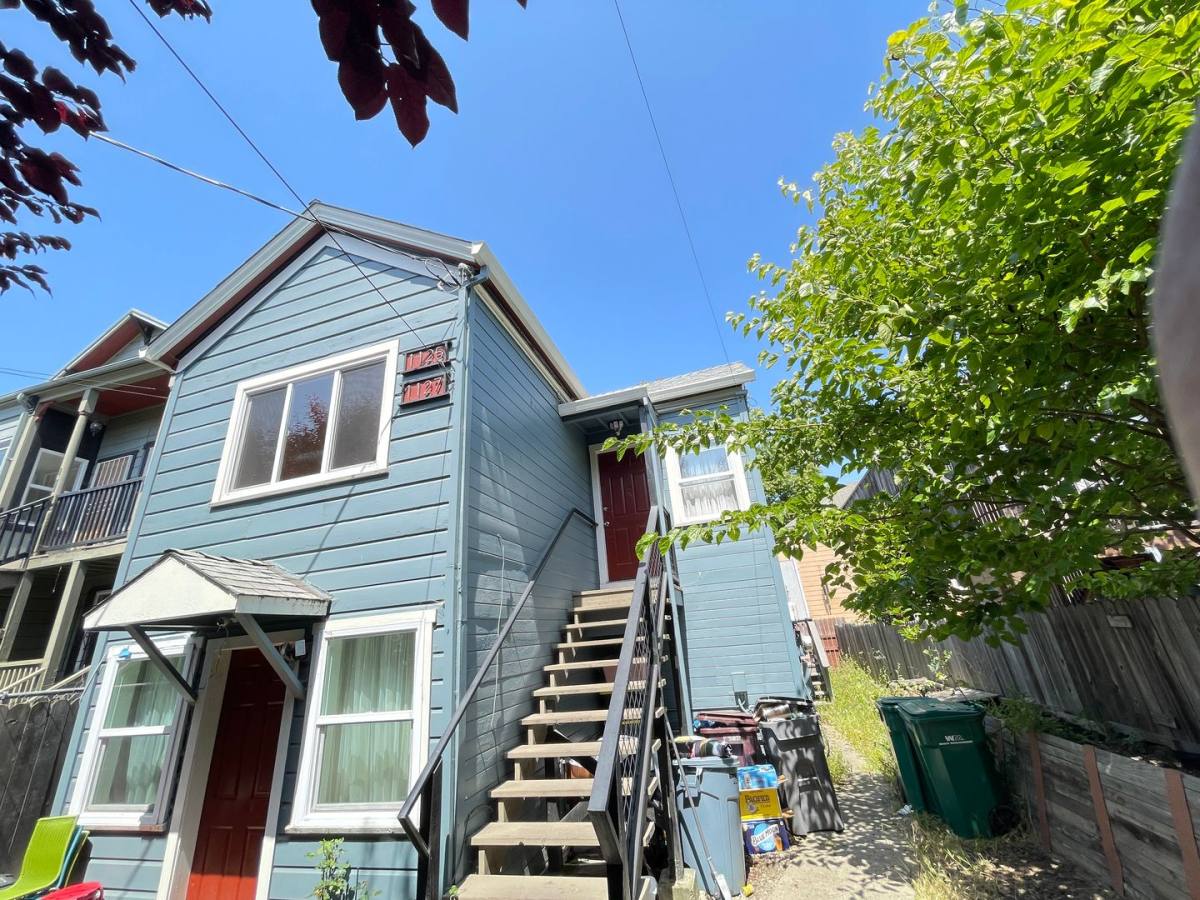 Apartment for rent at 1121 Campbell St, Oakland, CA 94607
