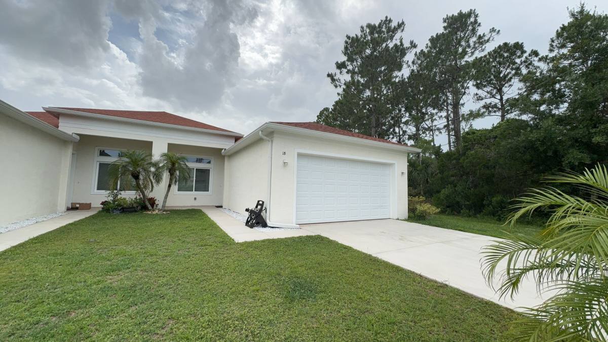 House for rent at 1 Linden Place, Palm Coast, FL 32137