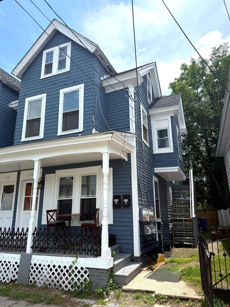 Apartment for rent at 313 E Pine St, Millville, NJ 08332