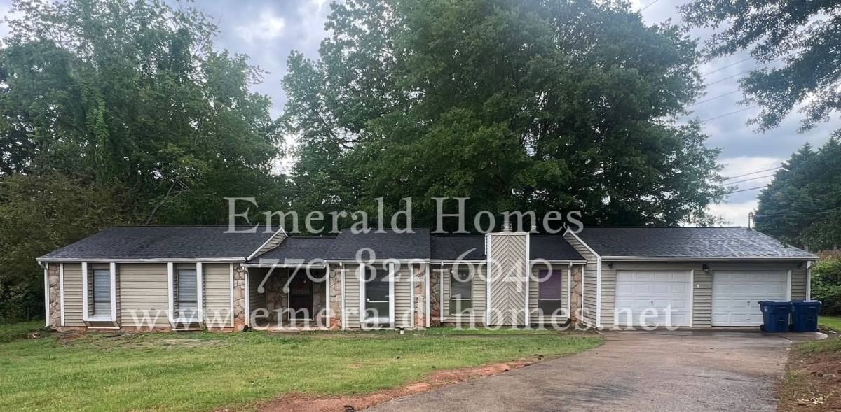 House for rent at 484 Johnson Rd, Lawrenceville, GA 30045