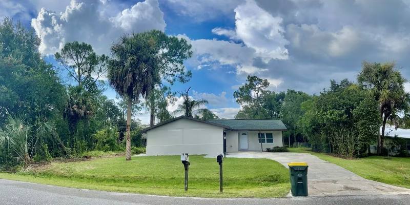 House for rent at 932 Grogan Ave, Sebring, FL 33875