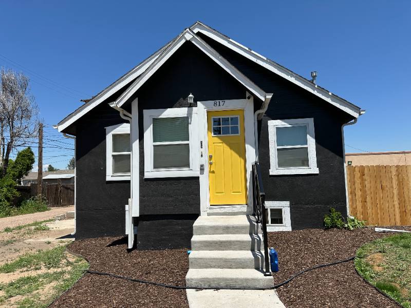 Apartment for rent at 817 1st St #B, Greeley, CO 80631