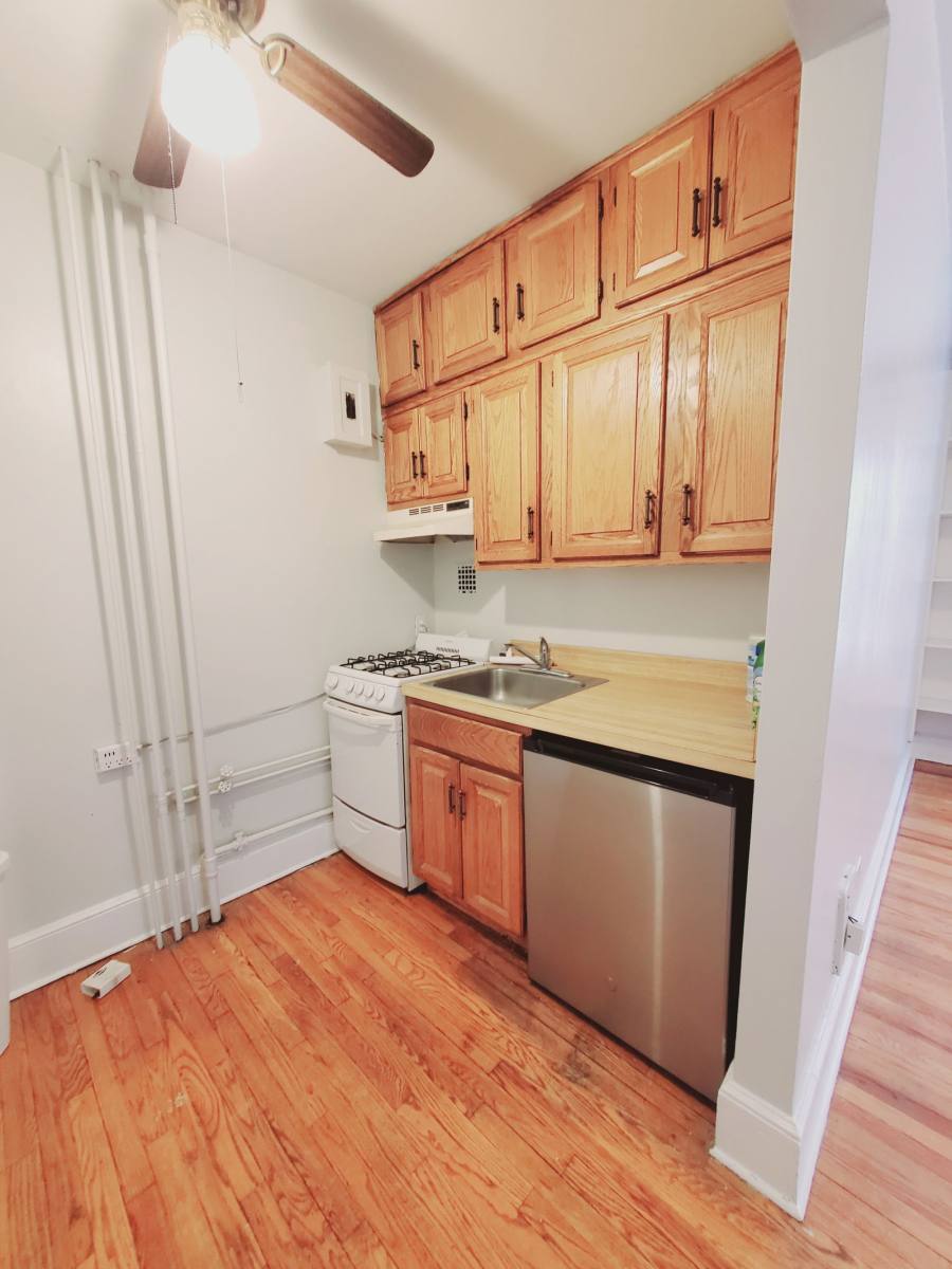 House for rent at 53 Prospect St #3, Stamford, CT 06901