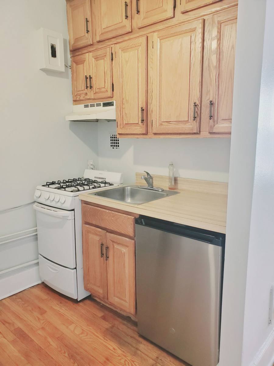 House for rent at 53 Prospect St #3, Stamford, CT 06901