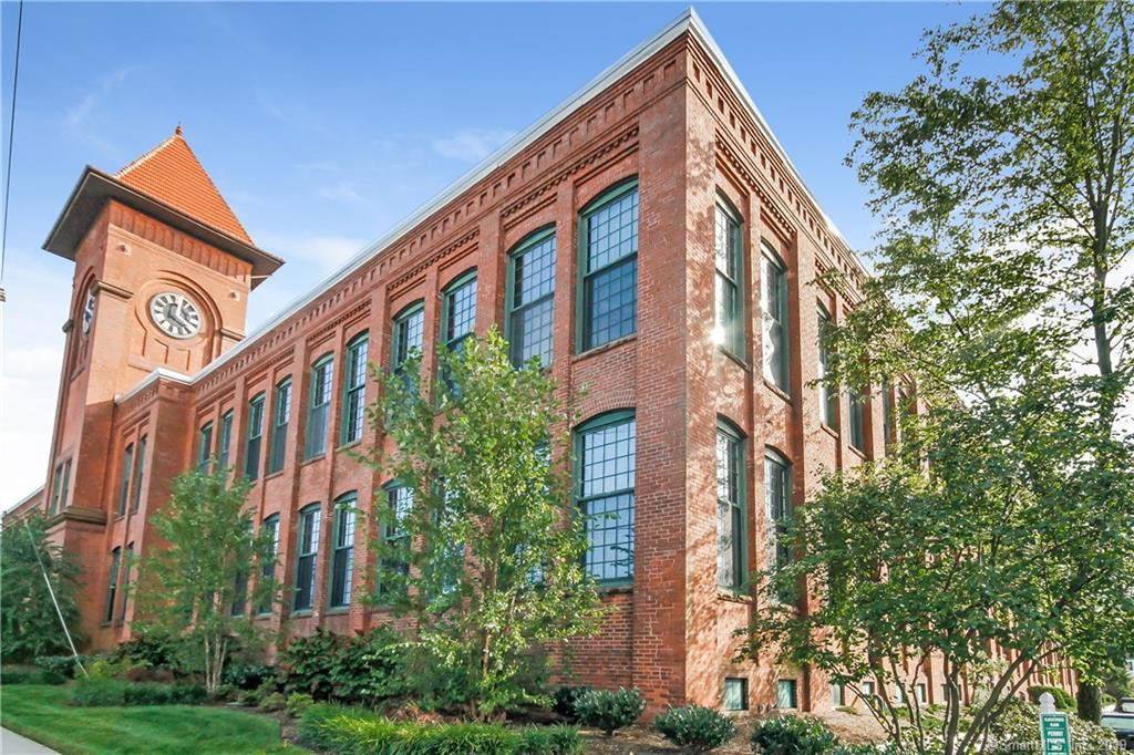 Condo for rent at 25 Grand St #1, Norwalk, CT 06851