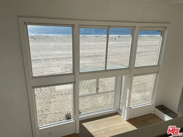 Apartment for rent at 3711 Ocean Front Walk #3, Marina Del Rey, CA 90292