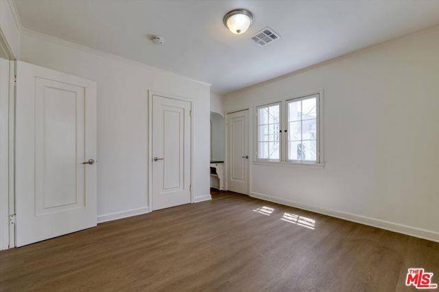 House for rent at 859 Le Doux Rd, Los Angeles, CA 90035