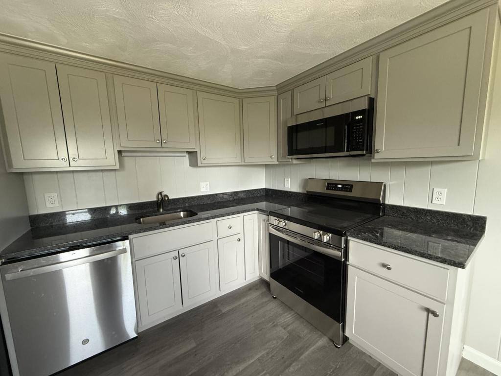 Apartment for rent at 397 Snell St, Fall River, MA 02721