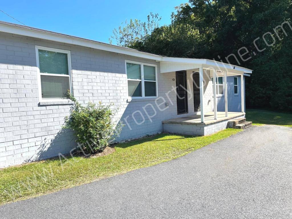 House for rent at 510 Woodard Ave, Macon, GA 31204