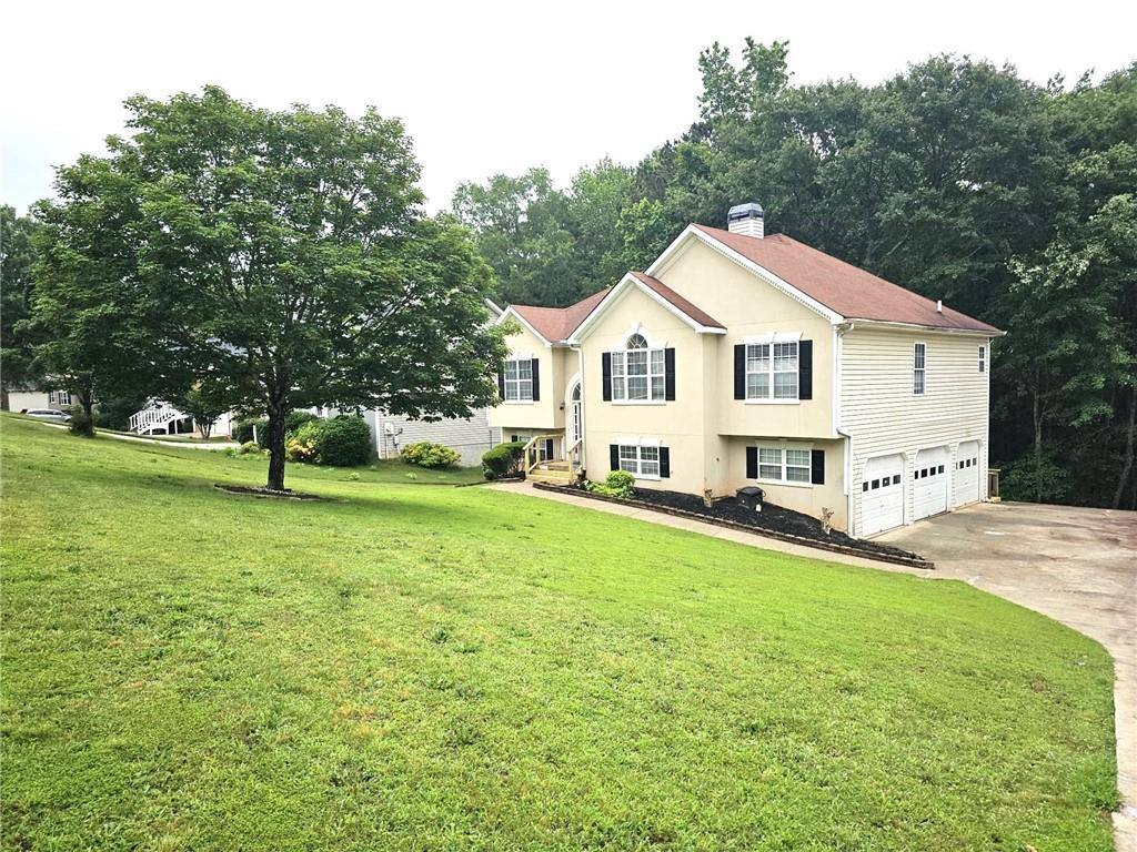 House for rent at 1741 Silver Way, Lithia Springs, GA 30122