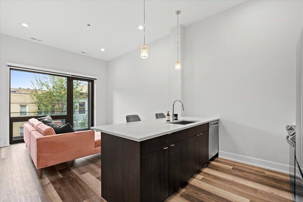 Apartment for rent at 2317 N Clark #301, Chicago, IL 60614