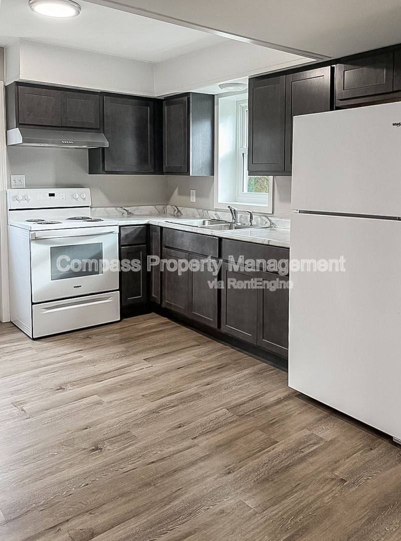 Apartment for rent at 3614 Douglas Ave #2A, Kalamazoo, MI 49004