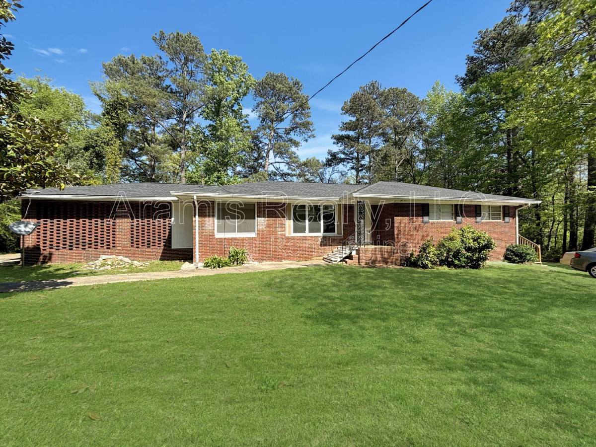 Apartment for rent at 7466 W Lake Dr #1-1, Lithia Springs, GA 30122