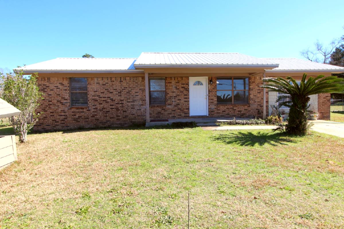 House for rent at 2254 Handy Rd, Cantonment, FL 32533