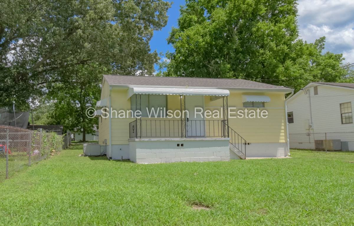 House for rent at 804 Henderson Ave, Rossville, GA 30741