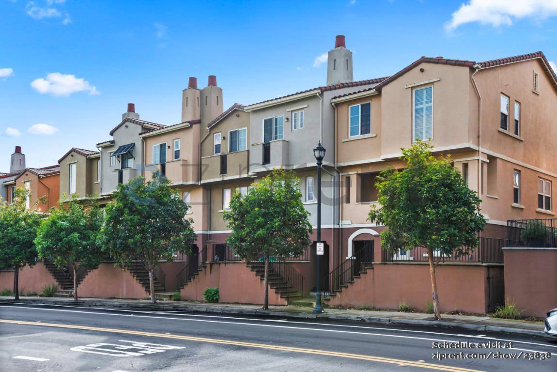 Townhouse for rent at 1349 Mission Rd, South San Francisco, CA 94080