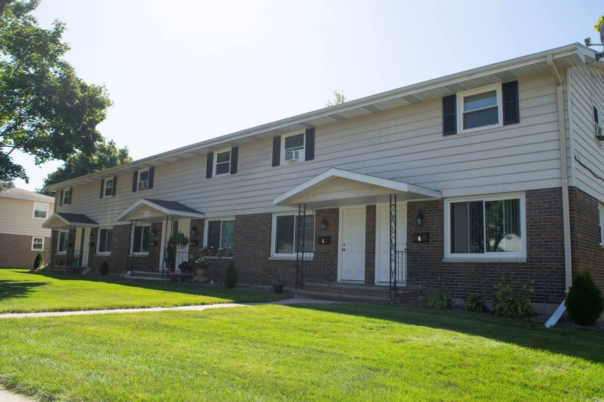 Apartment for rent at 614 & 624 S Erie St, De Pere, WI 54115