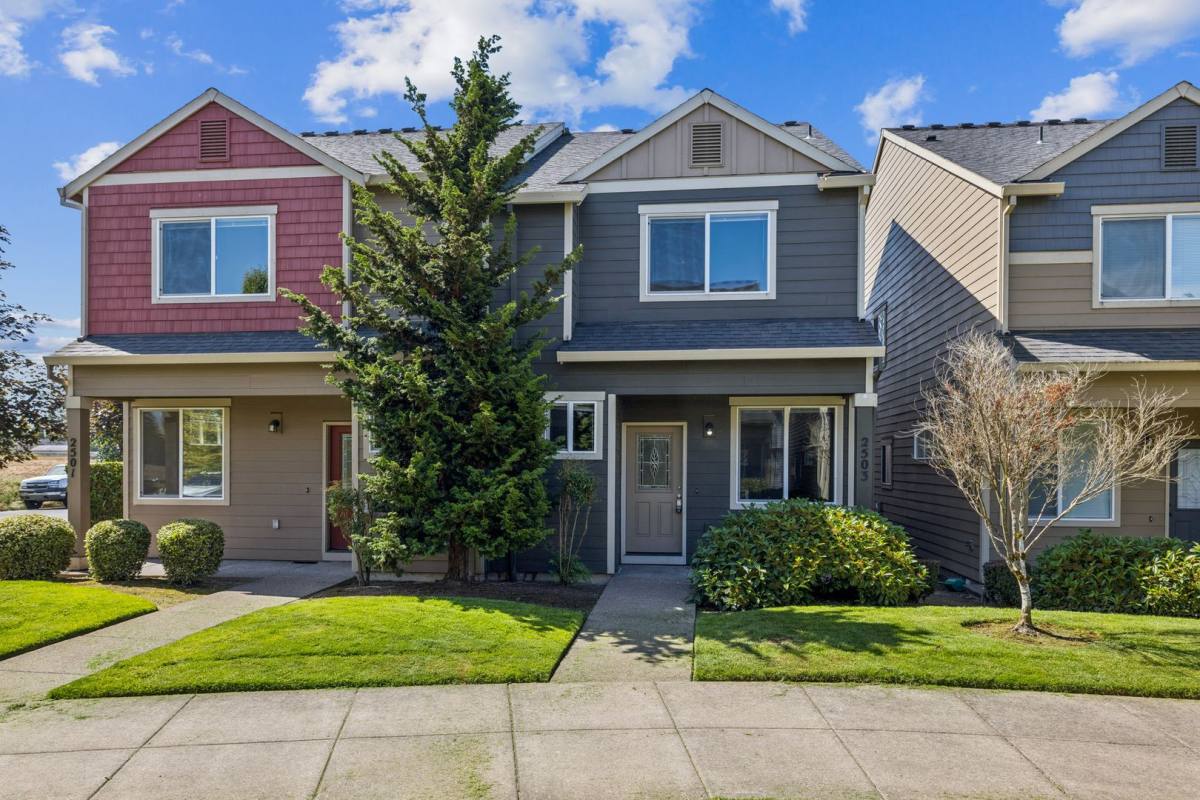 Townhouse for rent at 2503 Carson Loop, Forest Grove, OR 97116