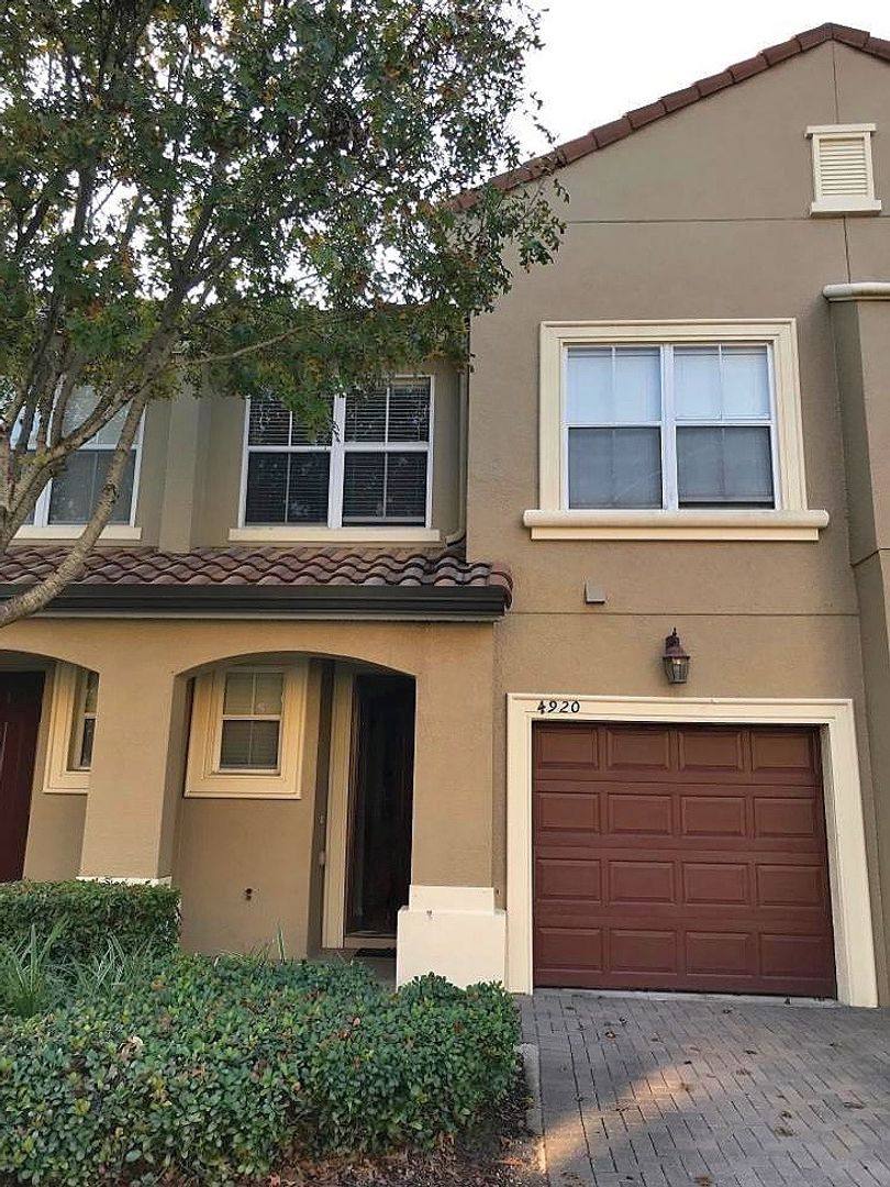 Townhouse for rent at 4920 Luge Lane, Orlando, FL 32839