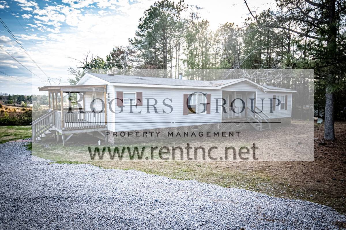 House for rent at 387 Old Halifax Rd, Louisburg, NC 27549