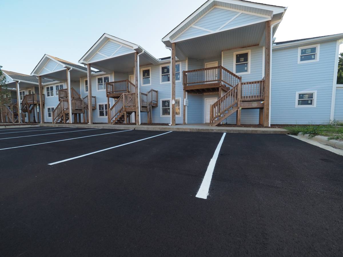 Apartment for rent at 52 Charleston View Court, Hendersonville, NC 28792